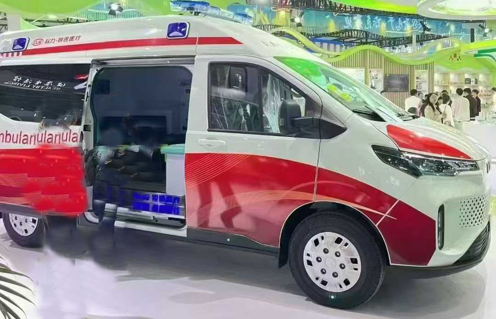 依維柯聚星純電動救護車,88.8度電，續(xù)航420公里，EV圖片2