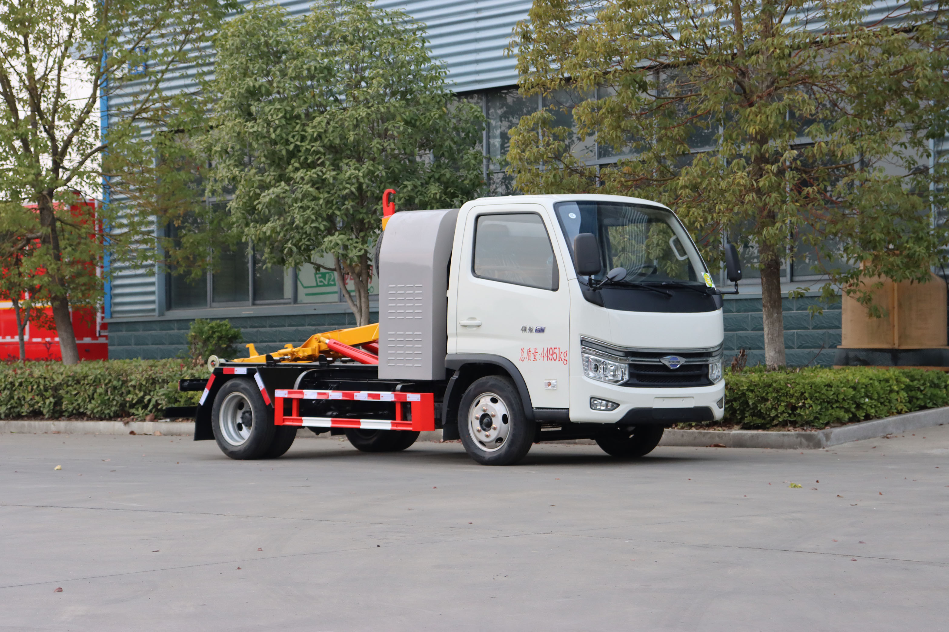 福田領航2.5方純電動車廂可卸式垃圾車