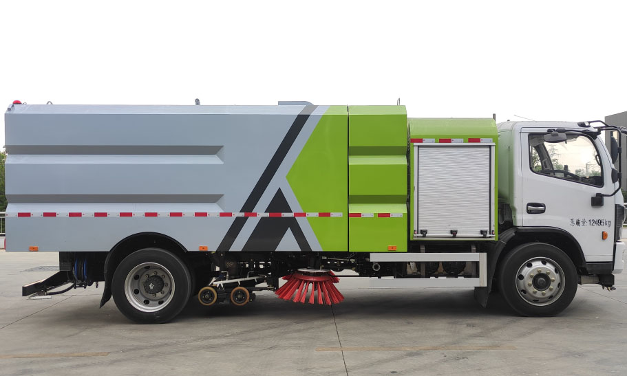 東風(fēng)凱普特型9方純電動(dòng)高端多功能洗掃車(chē)圖片2