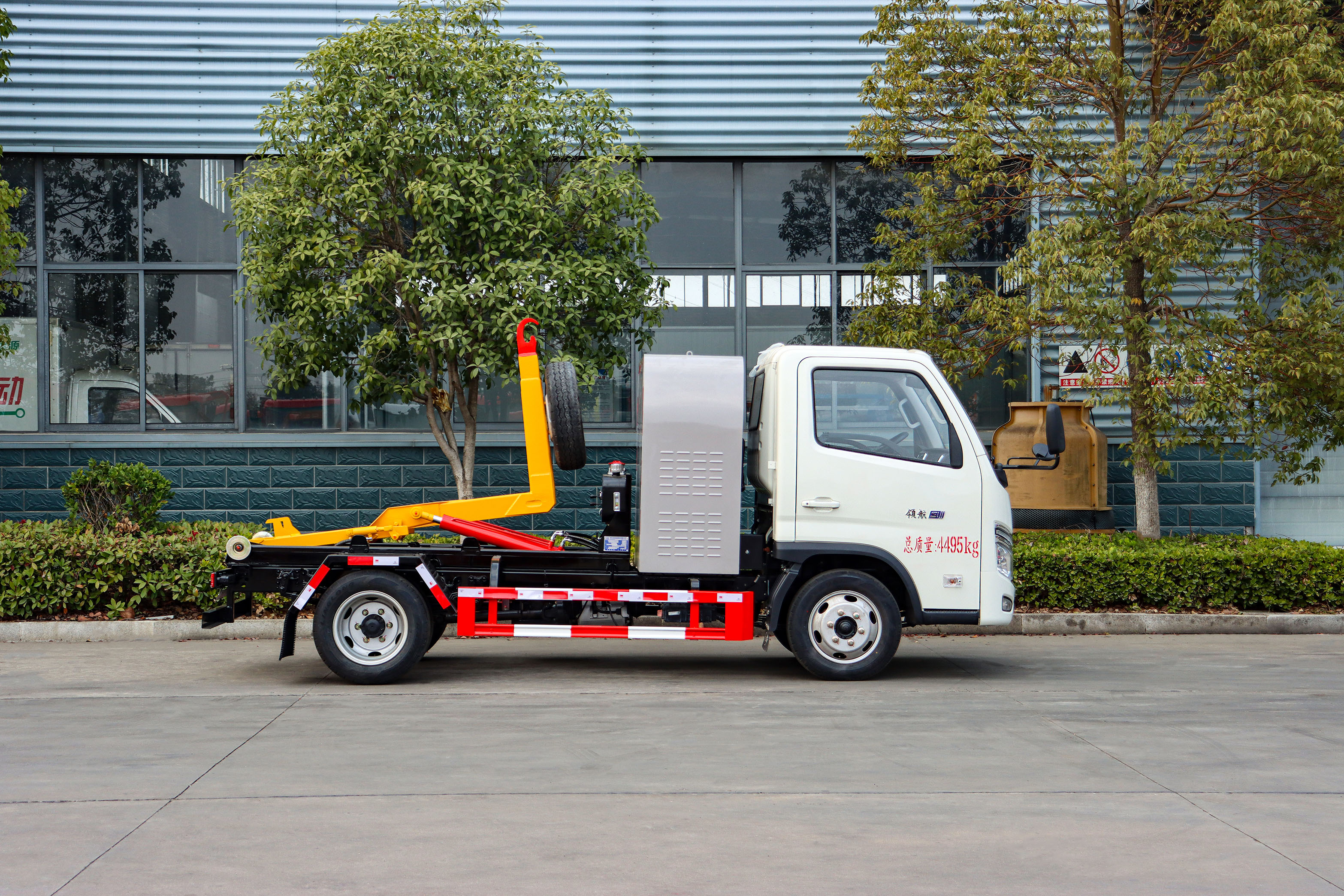 福田領航2.5方純電動車廂可卸式垃圾車圖片3