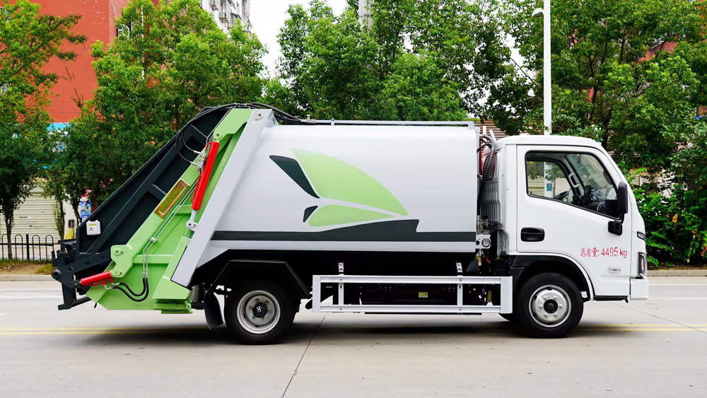 上汽躍進4方純電動壓縮式垃圾車EV圖片3