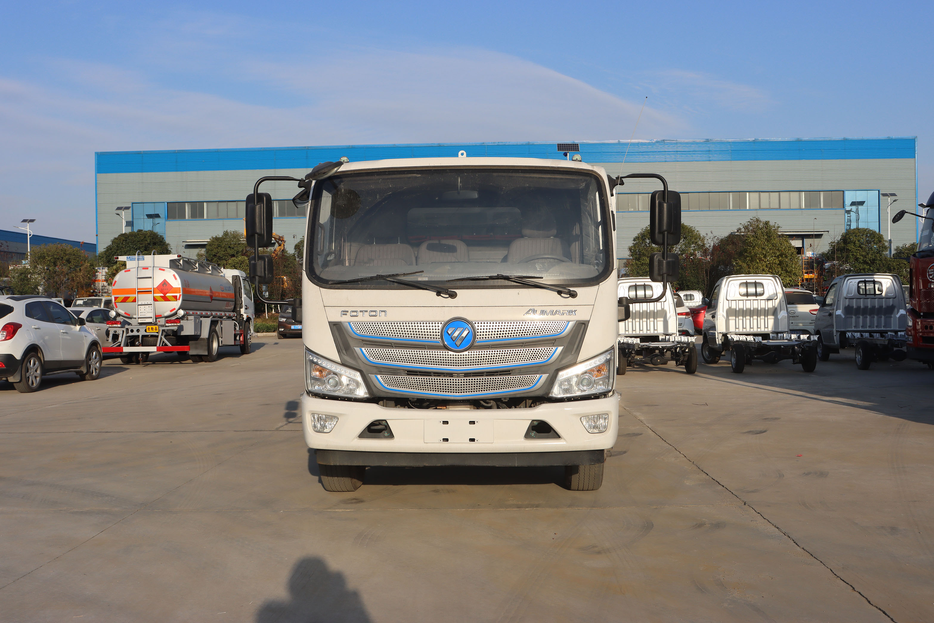 福田9方純電動多功能洗掃車圖片2