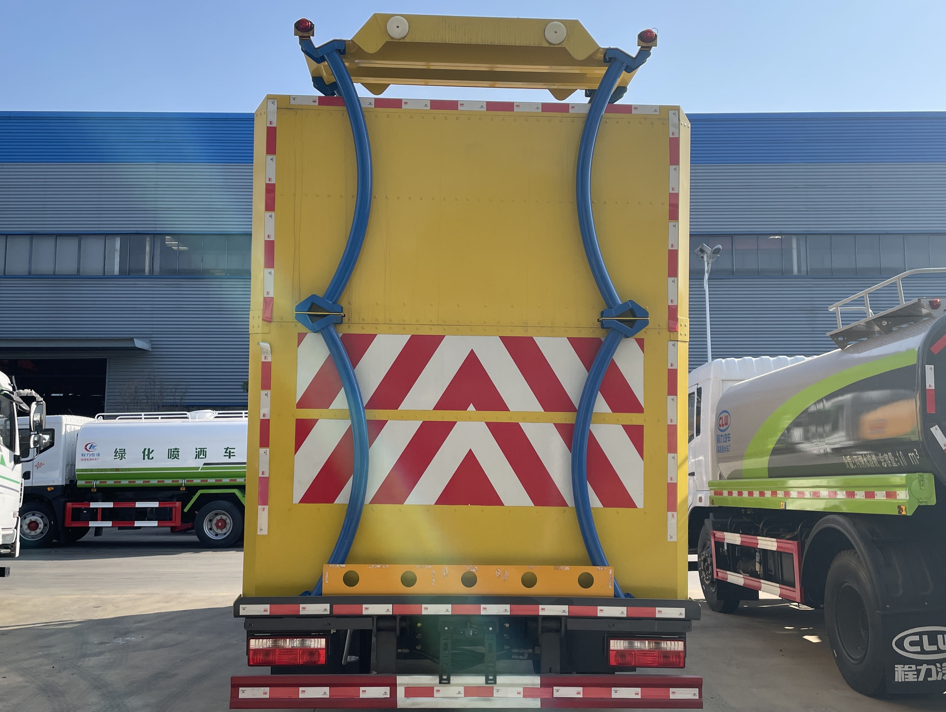 東風(fēng)福瑞卡9方清洗灑水車圖片5